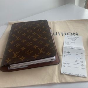 Louis Vuitton Desk Agenda Cover🤎